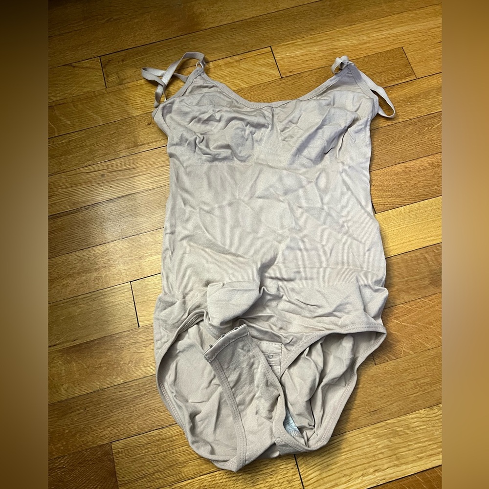 Shapewear - Picture 2 of 3